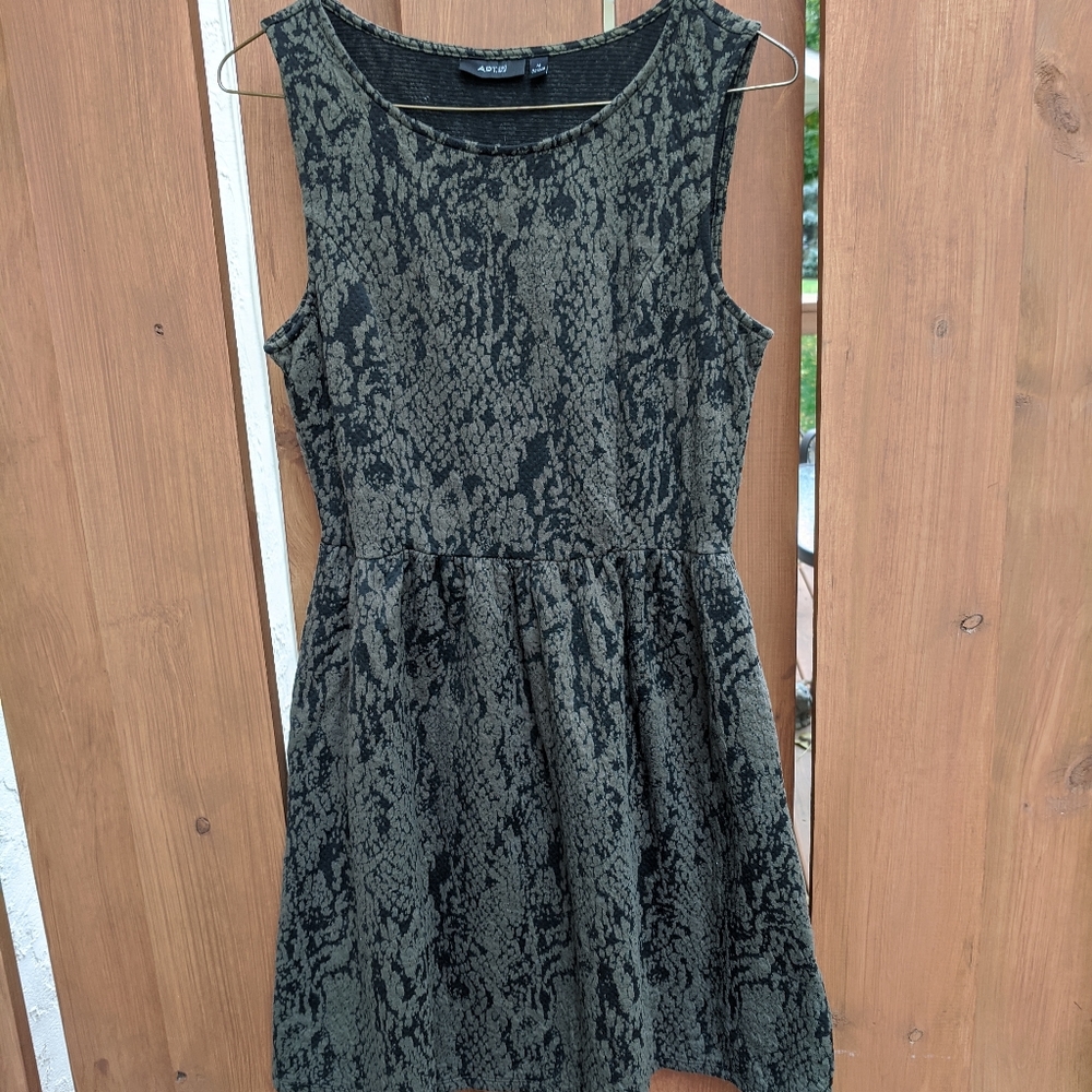 Apt 9 snakeskin army green dress